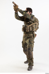  Frankie Perry Recon KSK Germany Pose with Pistol 